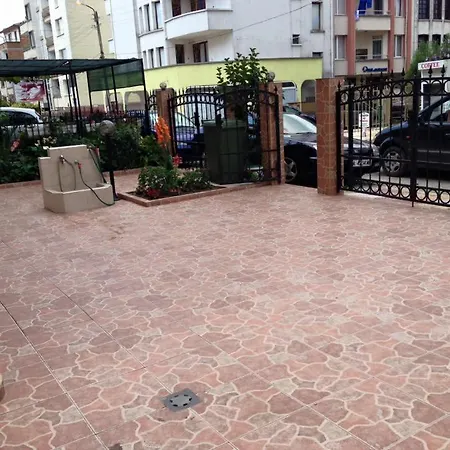 Vendégház Aтанасов Ii